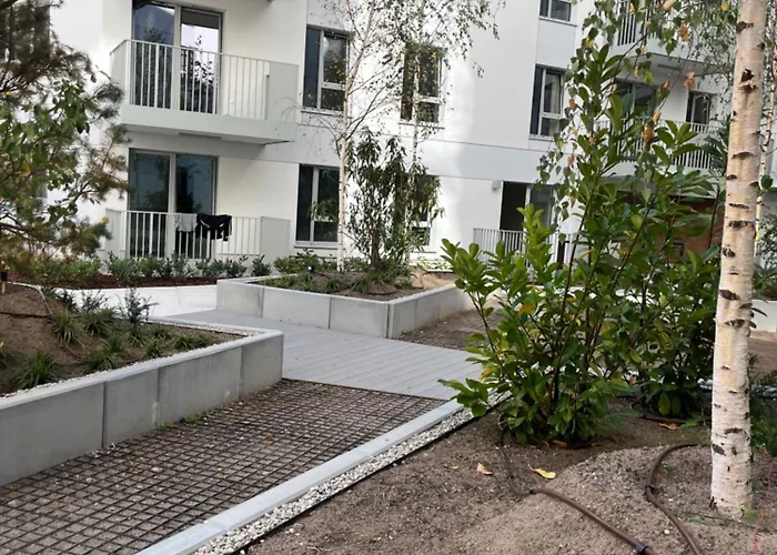 Sunny Crane Apartament